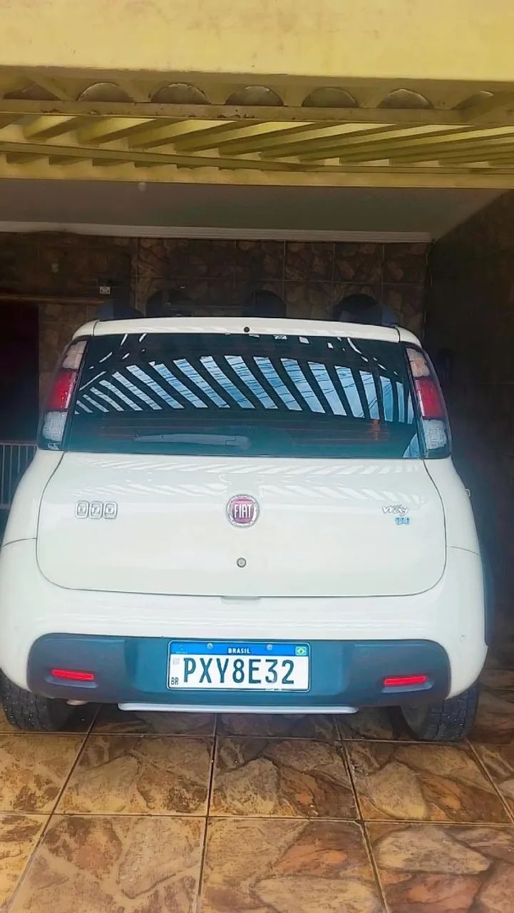 Fiat Uno WAY 1.4 EVO Dualogic Flex 8V 5P 2016 - Foto 3