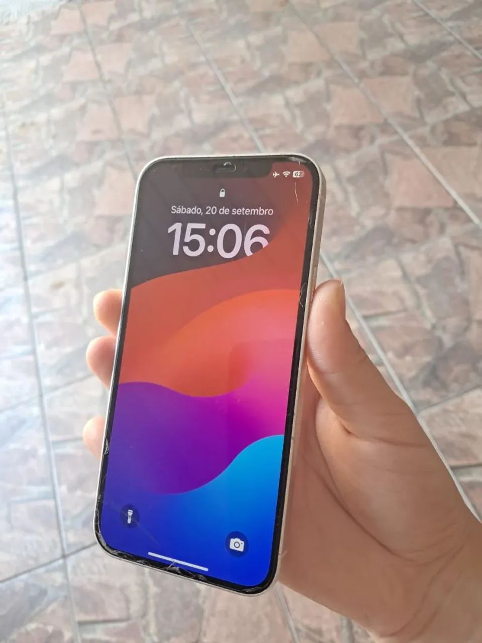 iPhone 12 branco aparelho impecável  - Foto 2