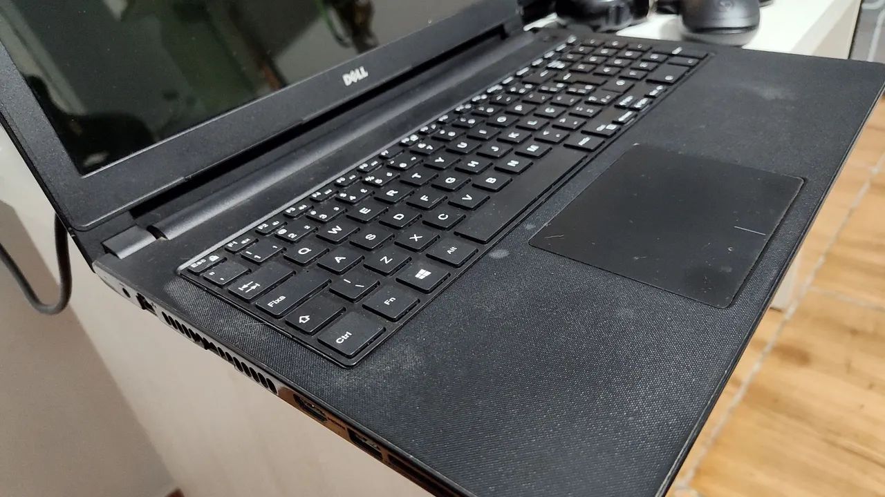 Notebook Dell Inspiron 5566 Intel i5 8GB RAM SSD 256GB - Foto 3