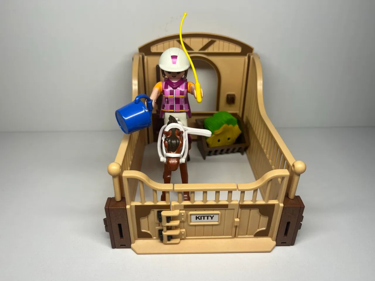 Playmobil - conjunto estábulo 