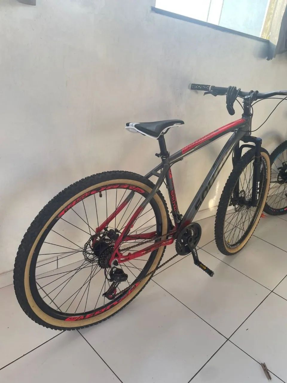 Bicicleta de aro 29 da marca south  - Foto 3