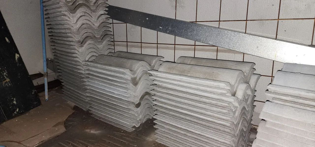Cement Roof Tiles65204298135170120