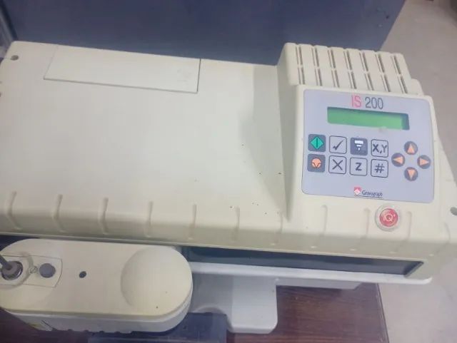 MAQUINA DE FAZER IDENTIFICAÇÃO   IS200  GRAVOGRAF