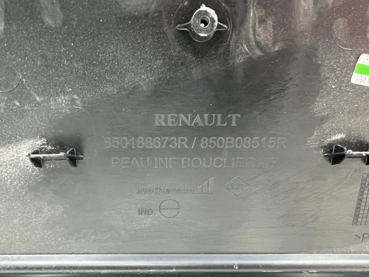 Parachoque traseiro Renault kardian 2025 2026 original - Peças