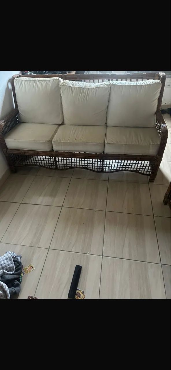 Sofá 2 e 3 lugares ótimo estado só lavar as almofada  - Foto 4