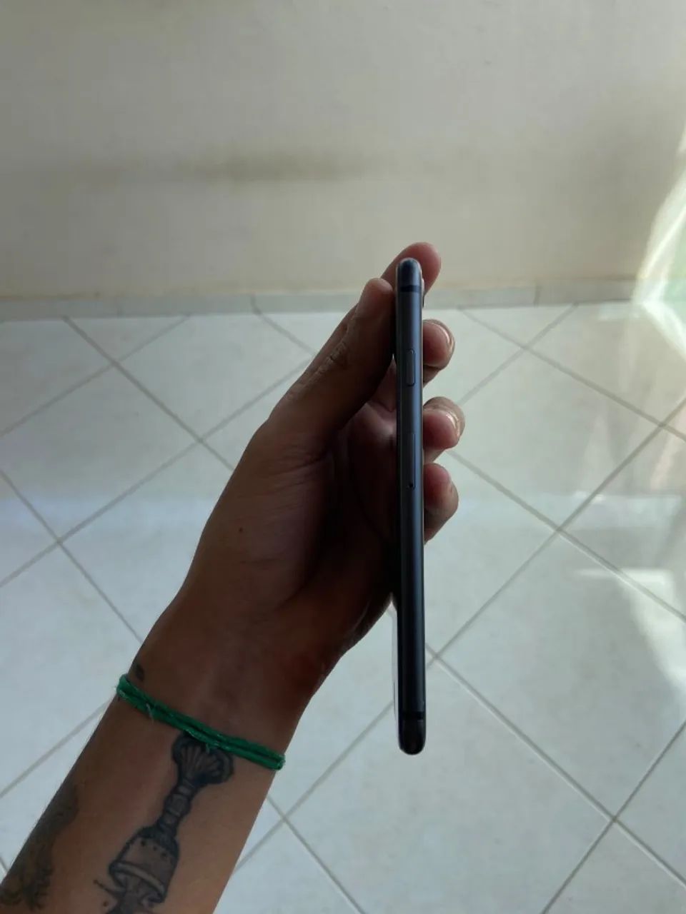 Iphone 8 / Usado 64g Preto - Foto 2