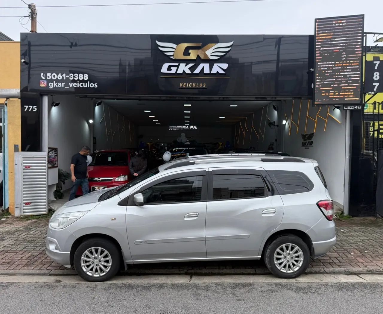 Chevrolet Spin LT 1.8 8V Econo.Flex 5p Aut., foto 4 de 18