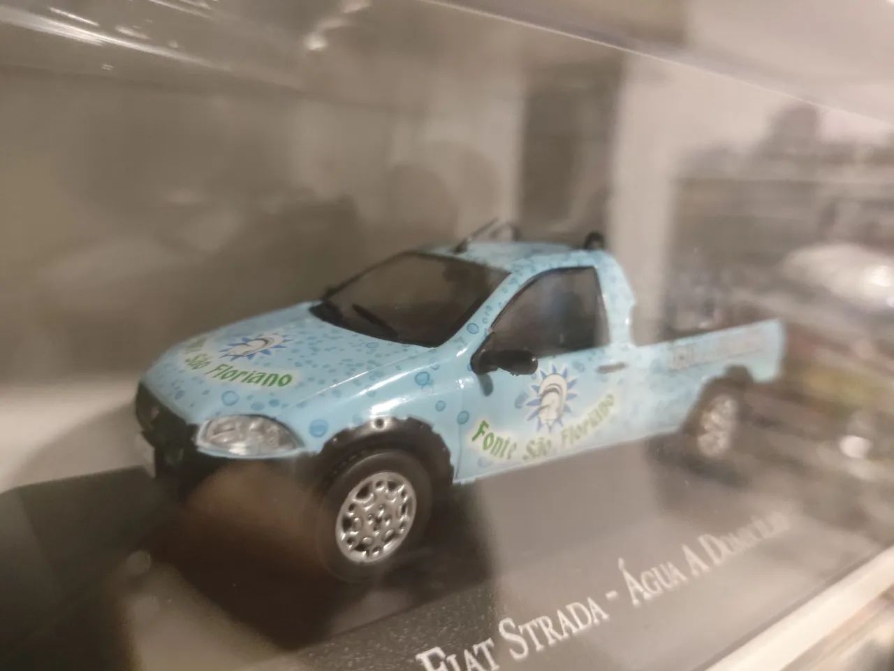 Miniatura Fiat Strada 1/43 - Foto 2