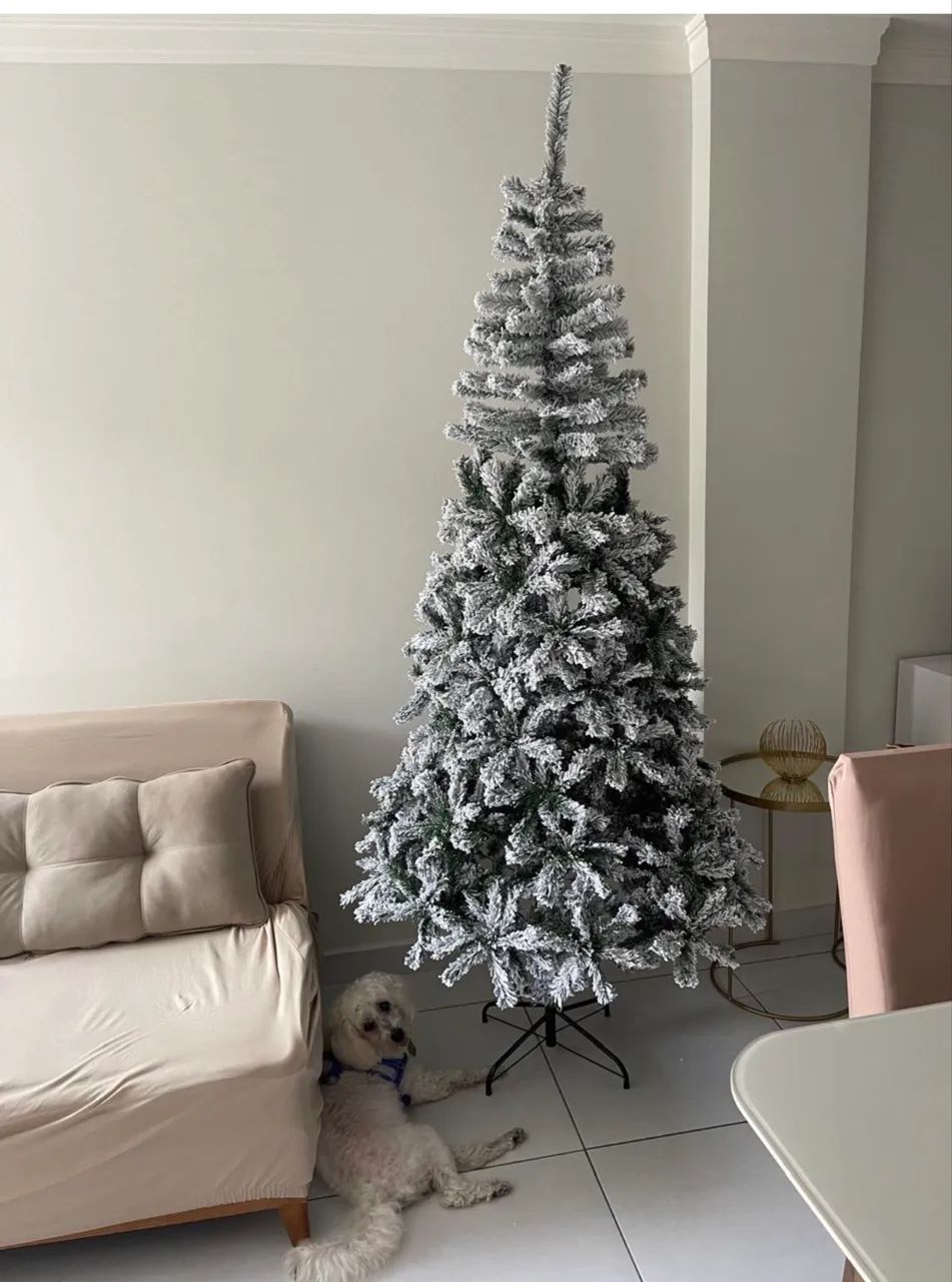 Árvore de Natal nevada 