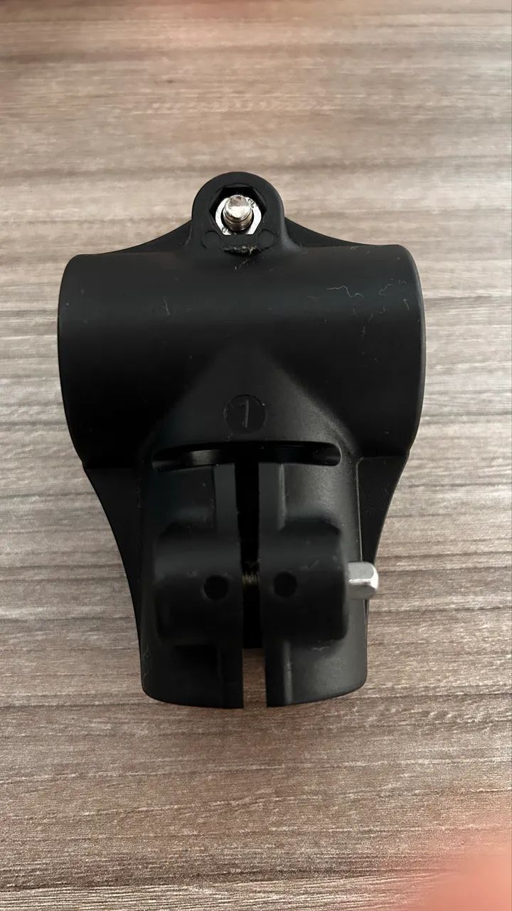 Clamp de Rack Roland com borboleta - Foto 2