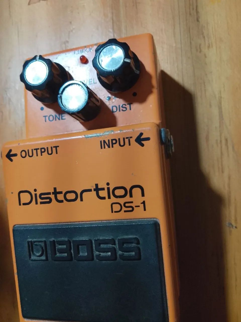 Pedal Boss DS1 clássico funcionando perfeitamente  - Foto 2