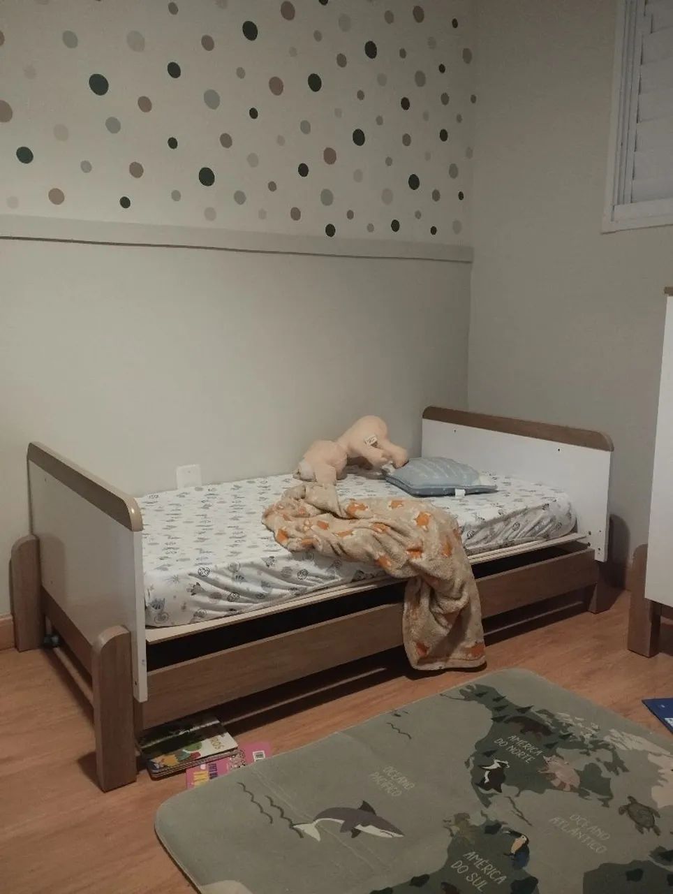Berço que vira mini cama - Excelente estado - Foto 3