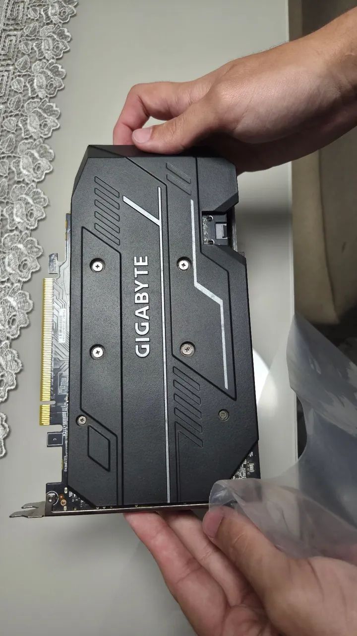 Nvidia Gigabyte GTX 1660 Super 6Gb Vram - Foto 2
