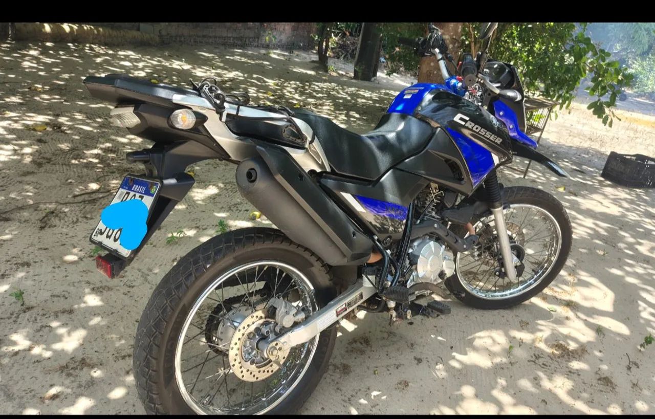 Crosser