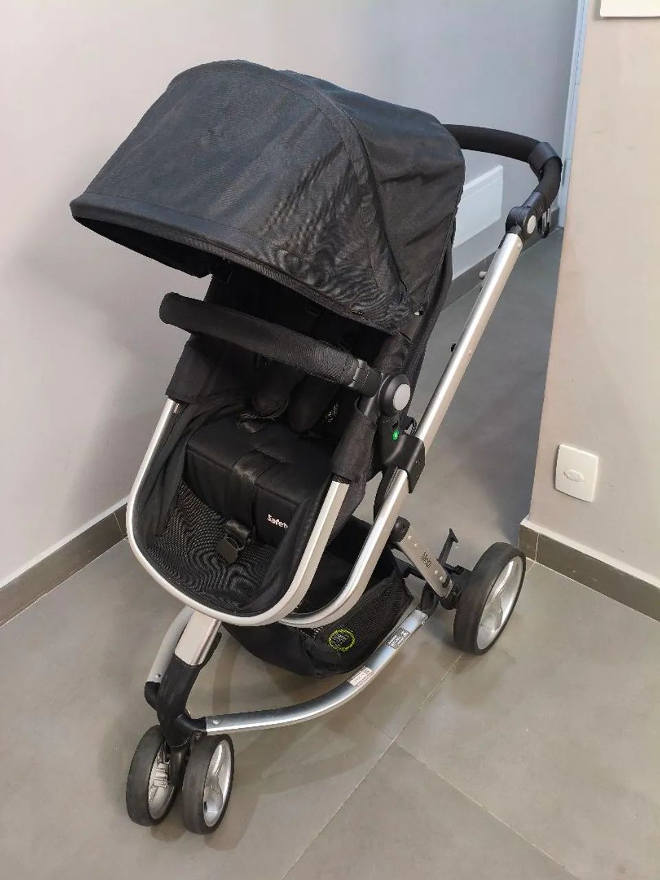 Travel System Safety 1st,  carrinho bebê conforto com base - Foto 4
