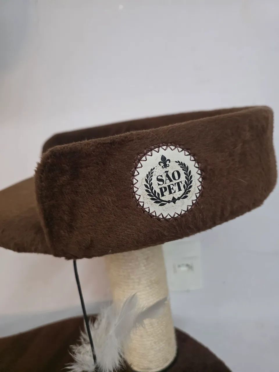 Arranhador para gatos Plaza 4 andares - São Pet Marrom  - Foto 2