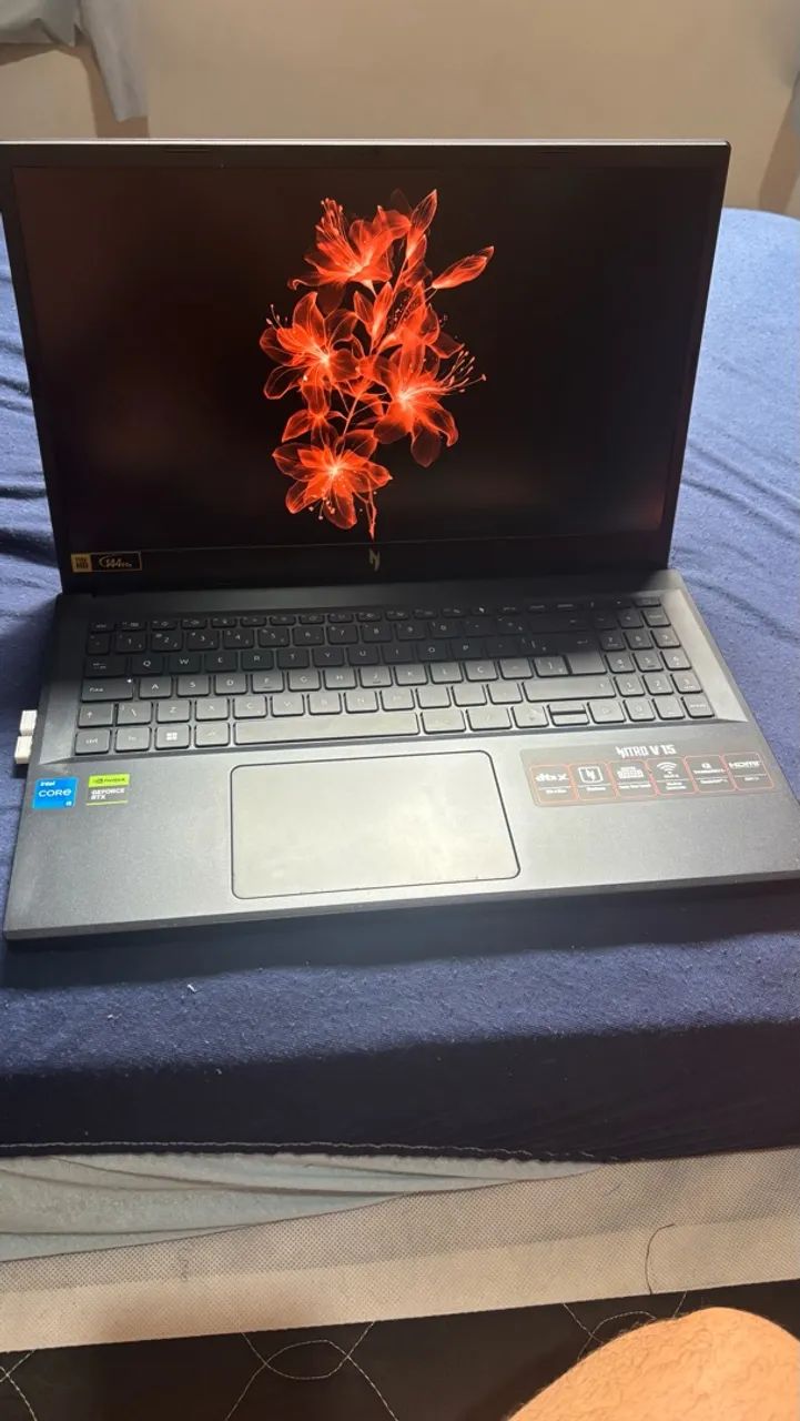 Acer nitro V15 RTX 4050 