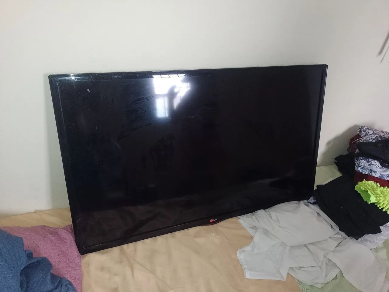 Televisão de Plasma LG 40 polegadas PARA CONCERTO OU RETIRADA DE PEÇAS 