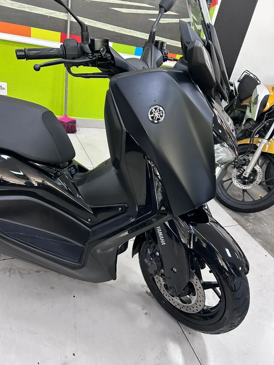 YAMAHA XMAX 250 CONNECTED ABS - Foto 3