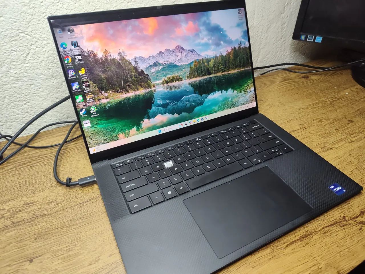 Dell Precision 5560 Intel i9 11960H  RTX A2000 4K Touch *Parcelo Cartão