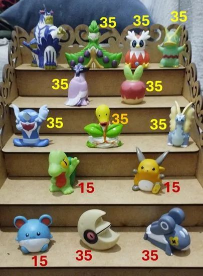 Miniatura Figura brinquedo pokémon diversos - Foto 2
