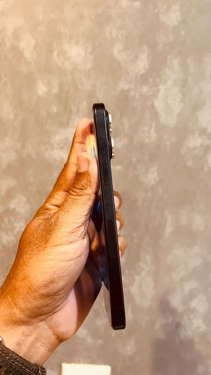 iPhone 15 Pro Max  - Foto 3