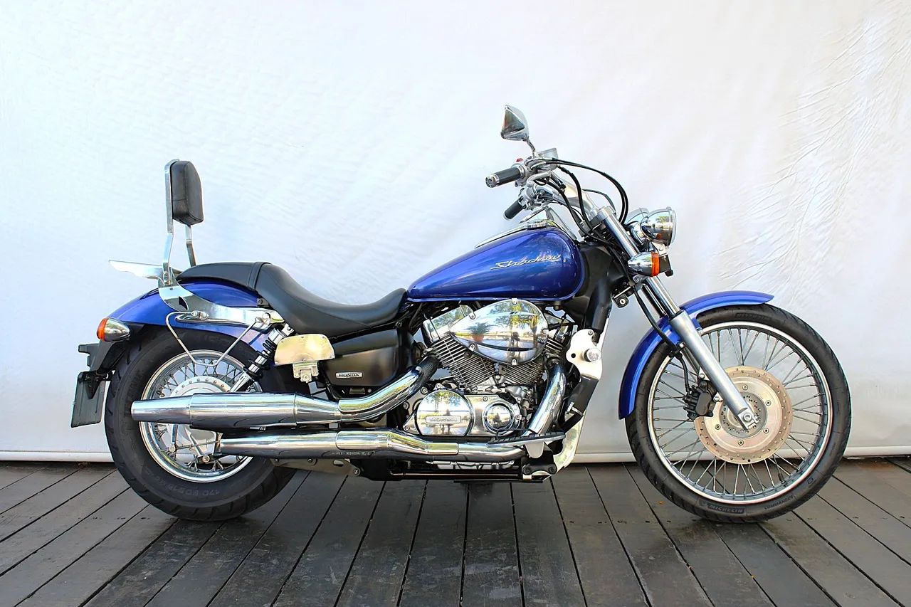 HONDA SHADOW 750