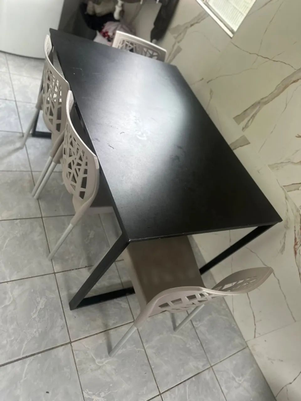 Mesa 4 cadeiras 