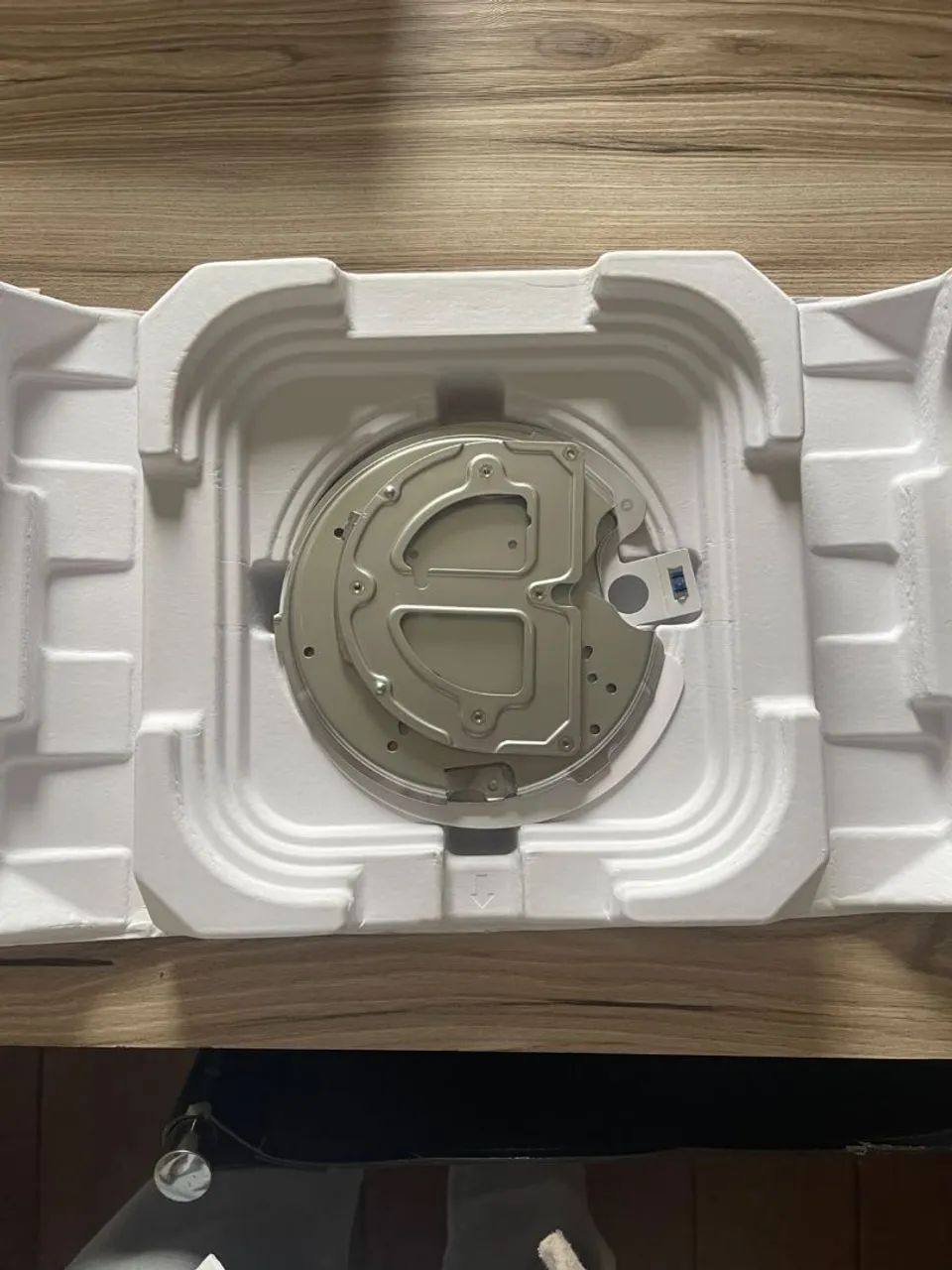 Access Point Ubiquiti E7 Unifi wi-fi tri-band