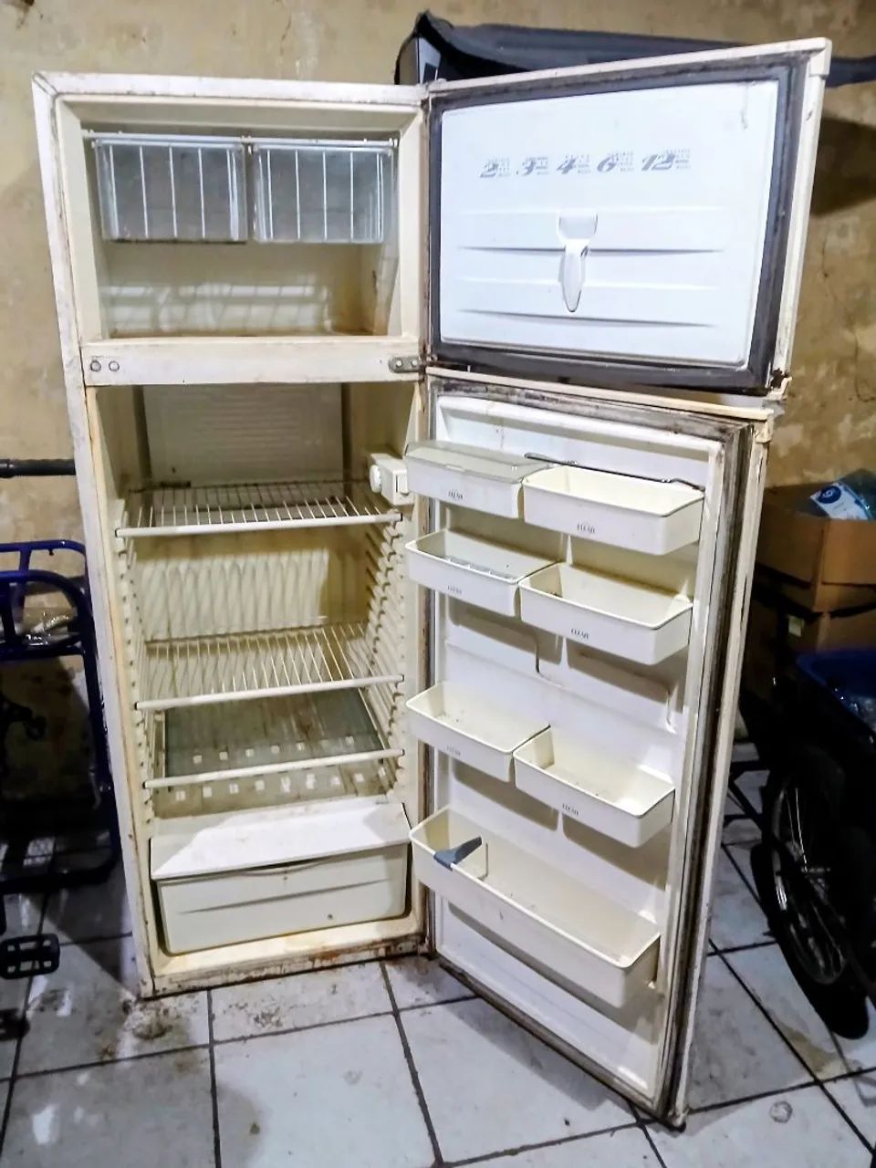 VENDE -SE!