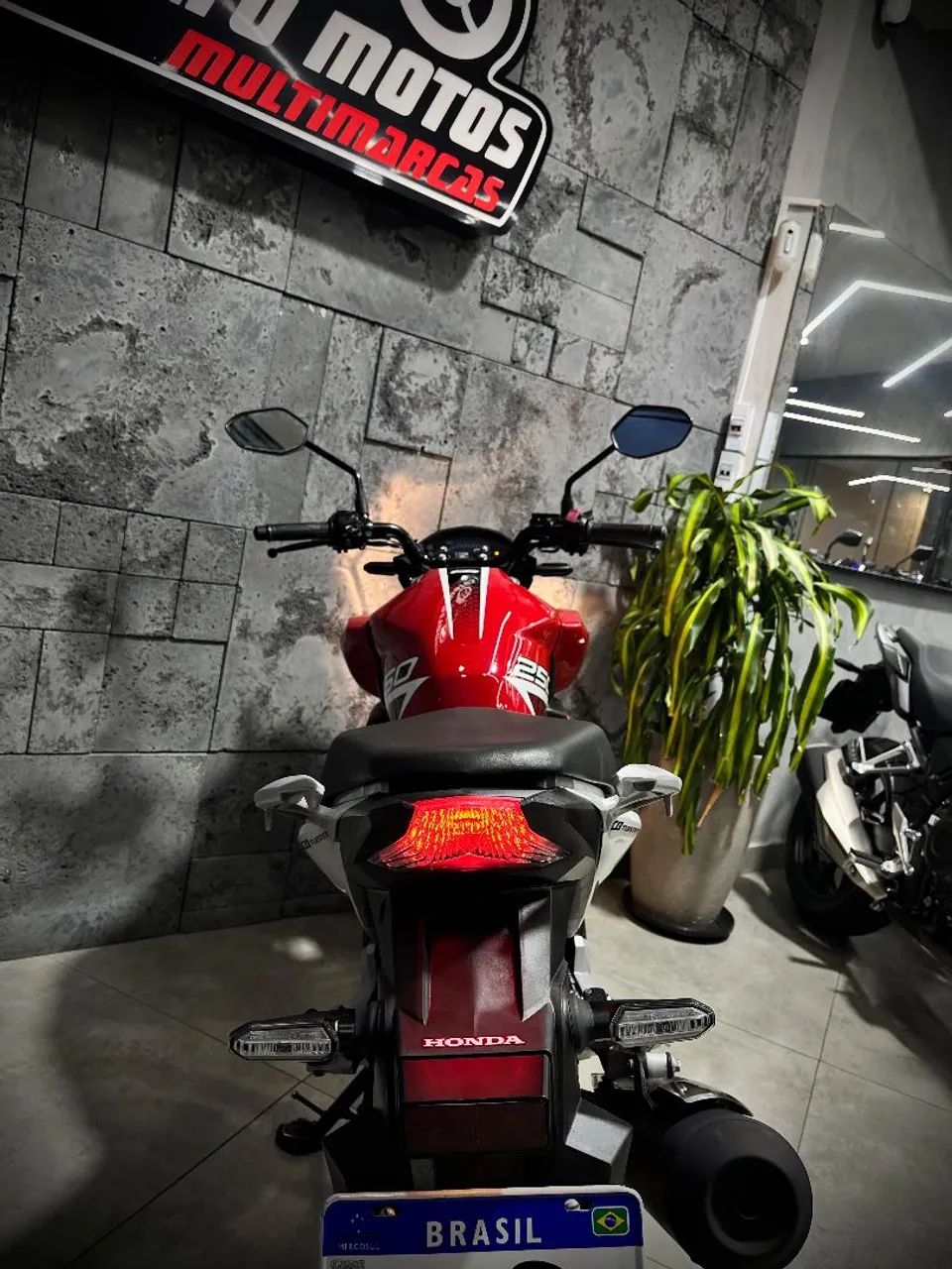 Honda CB TWISTER 250 ABS 2022 MUITO NOVA - Foto 3