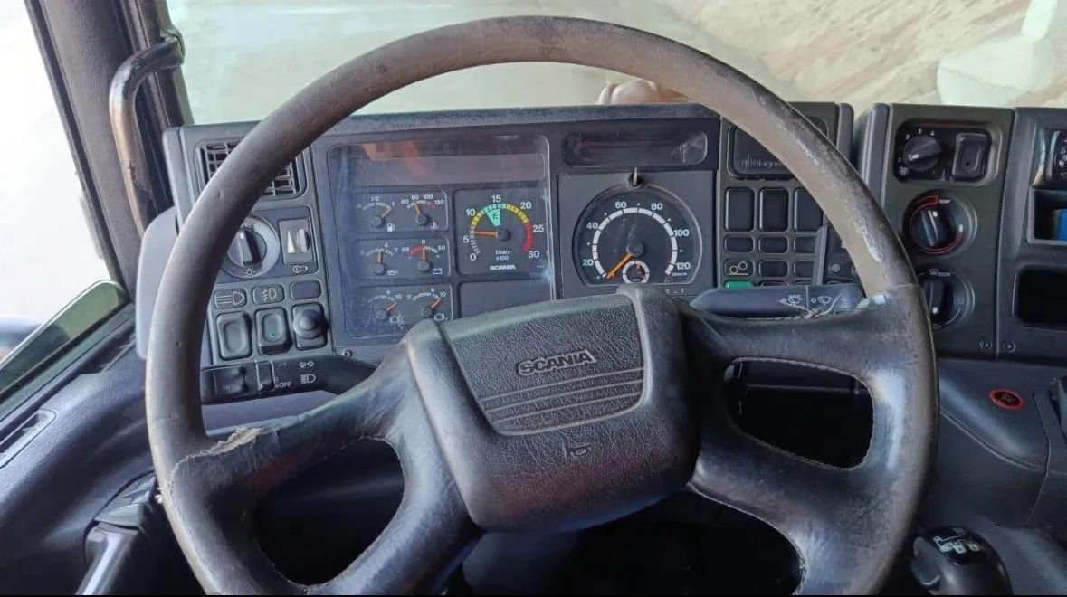 Scania 124 420 6x2 2002 - Foto 7