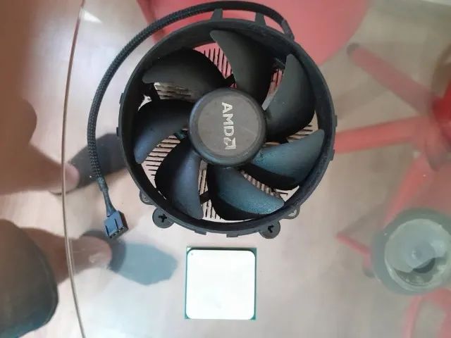 Processador AMD Ryzen 3 2200G AM4 + Cooler Original (Funcionando 100%) - Foto 3