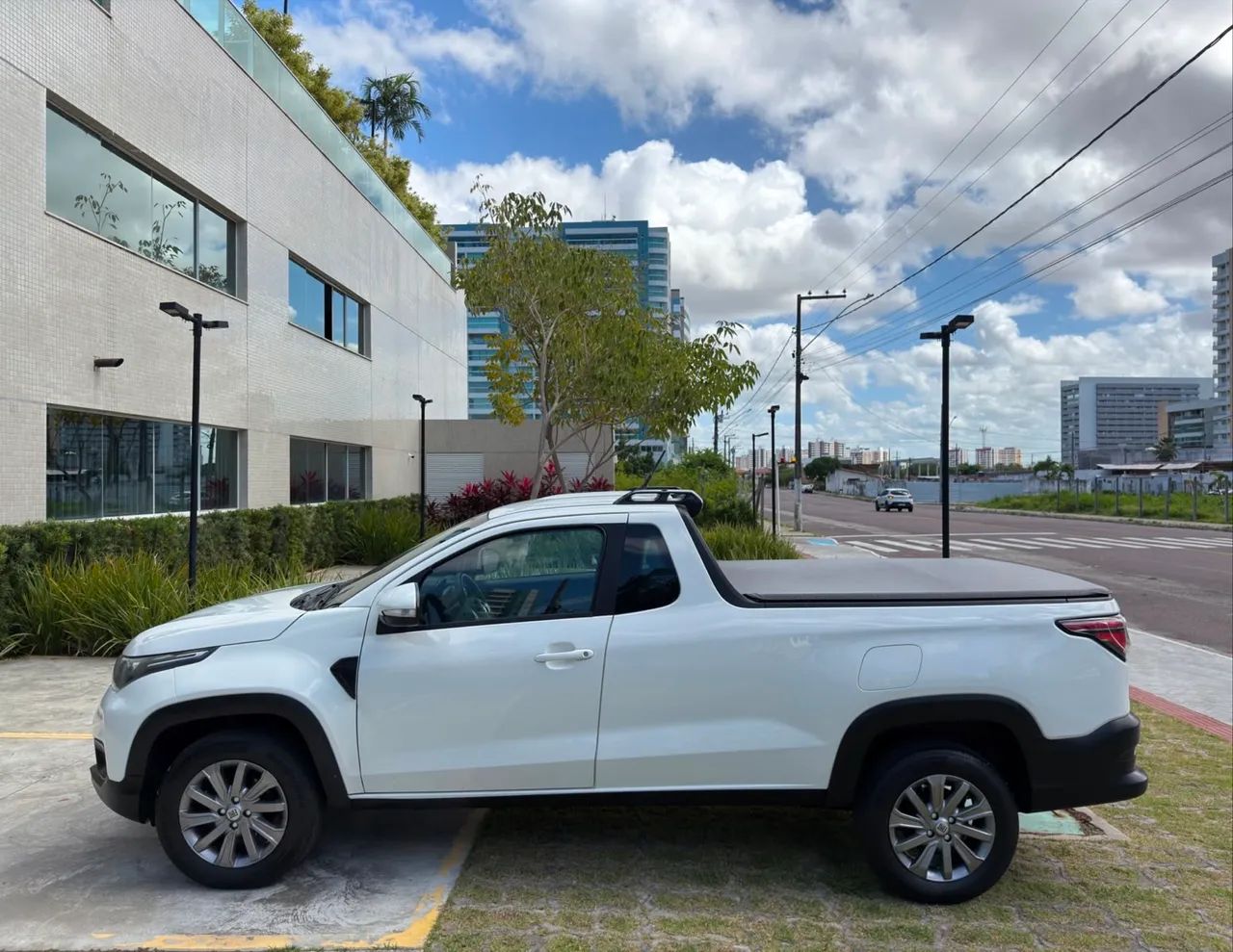 Fiat Strada Freedom 1.3 Flex 8V CS Plus 2023 - Foto 5