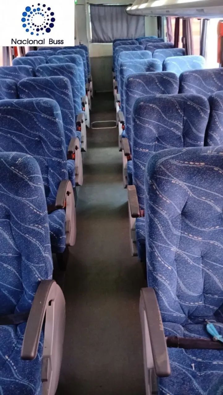 comil campione 3.25 com ar e banheiro  - Foto 3