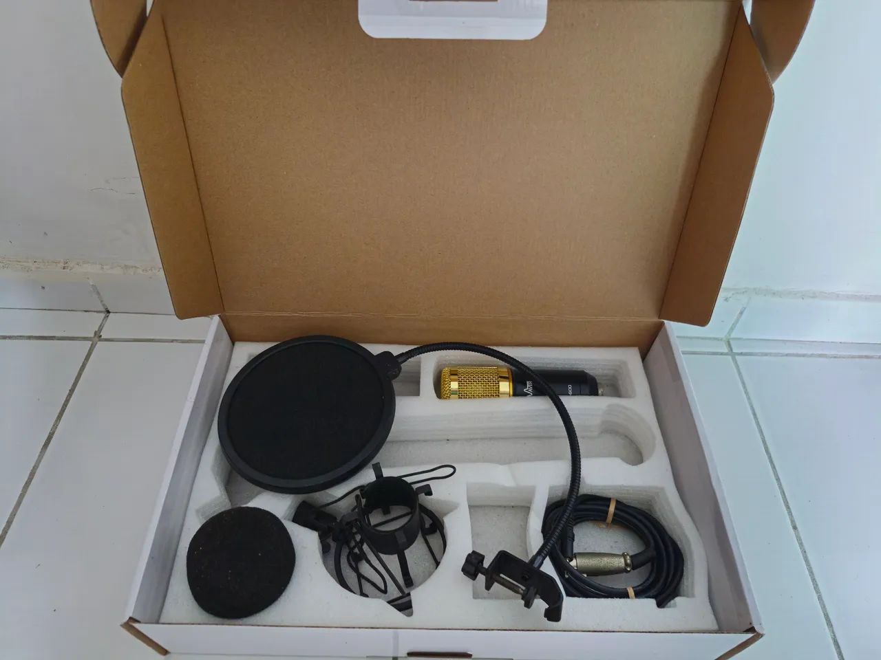 Microfone condensador BM800 - Waver - com alguns acessórios - Foto 2