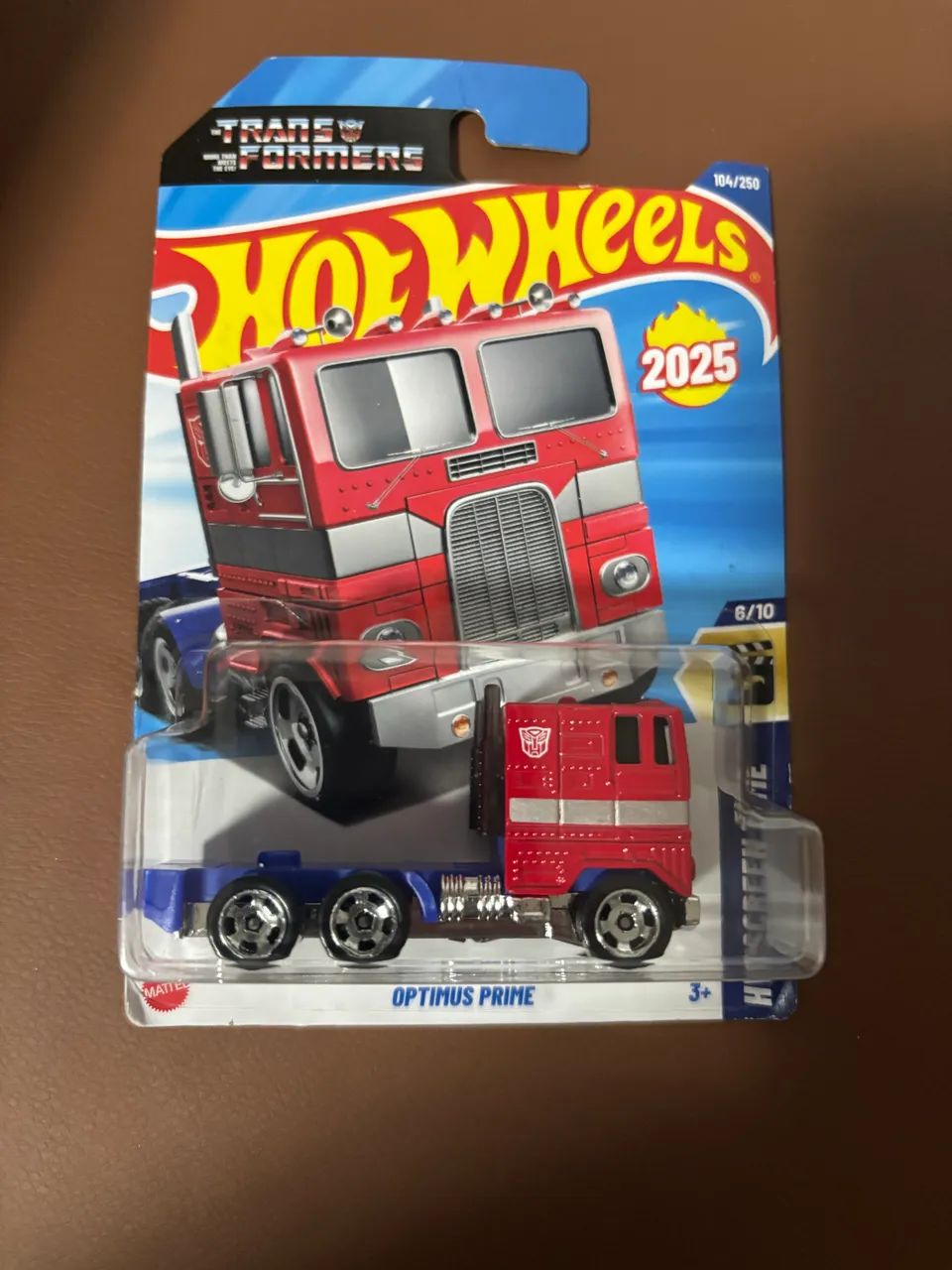 Hot wheels Optimus prime 