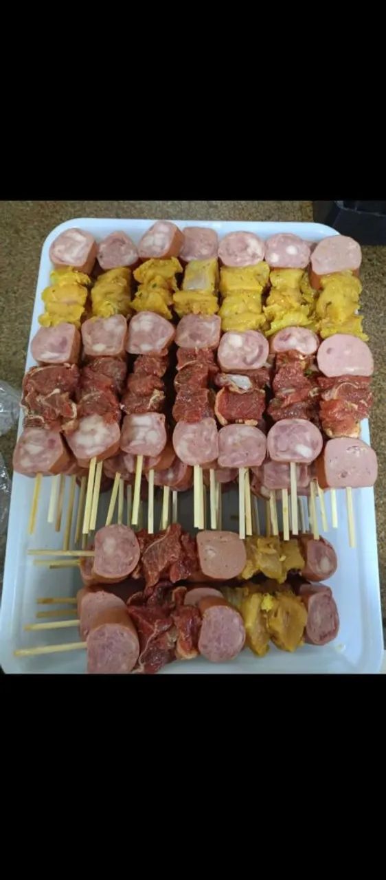 Churrasquinhos espetinhos - Foto 3