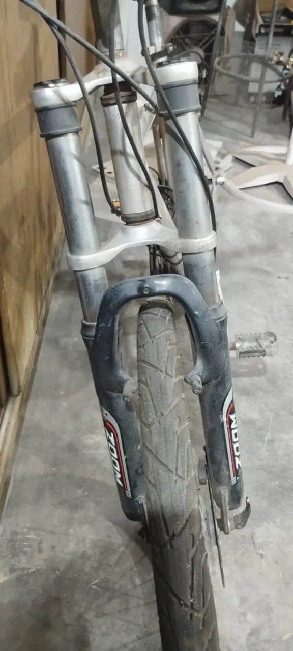 BICICLETA TODA DE ALUMINÍO - Foto 2