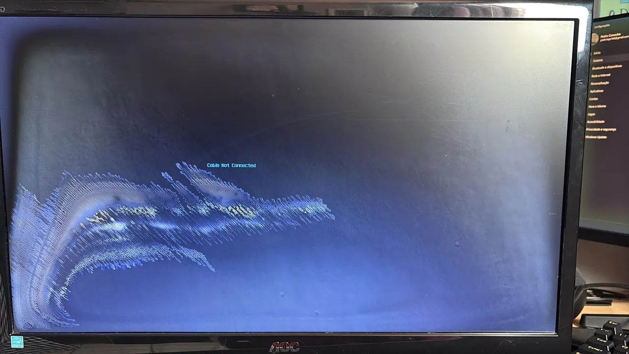 Monitor AOC - NEGOCIÁVEL (mancha na tela mas Funcionando) - Foto 4