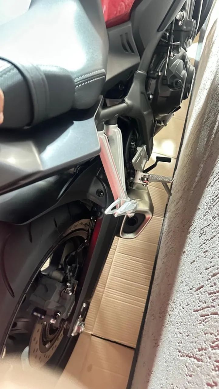 CB 650R Baixo Km - Foto 4