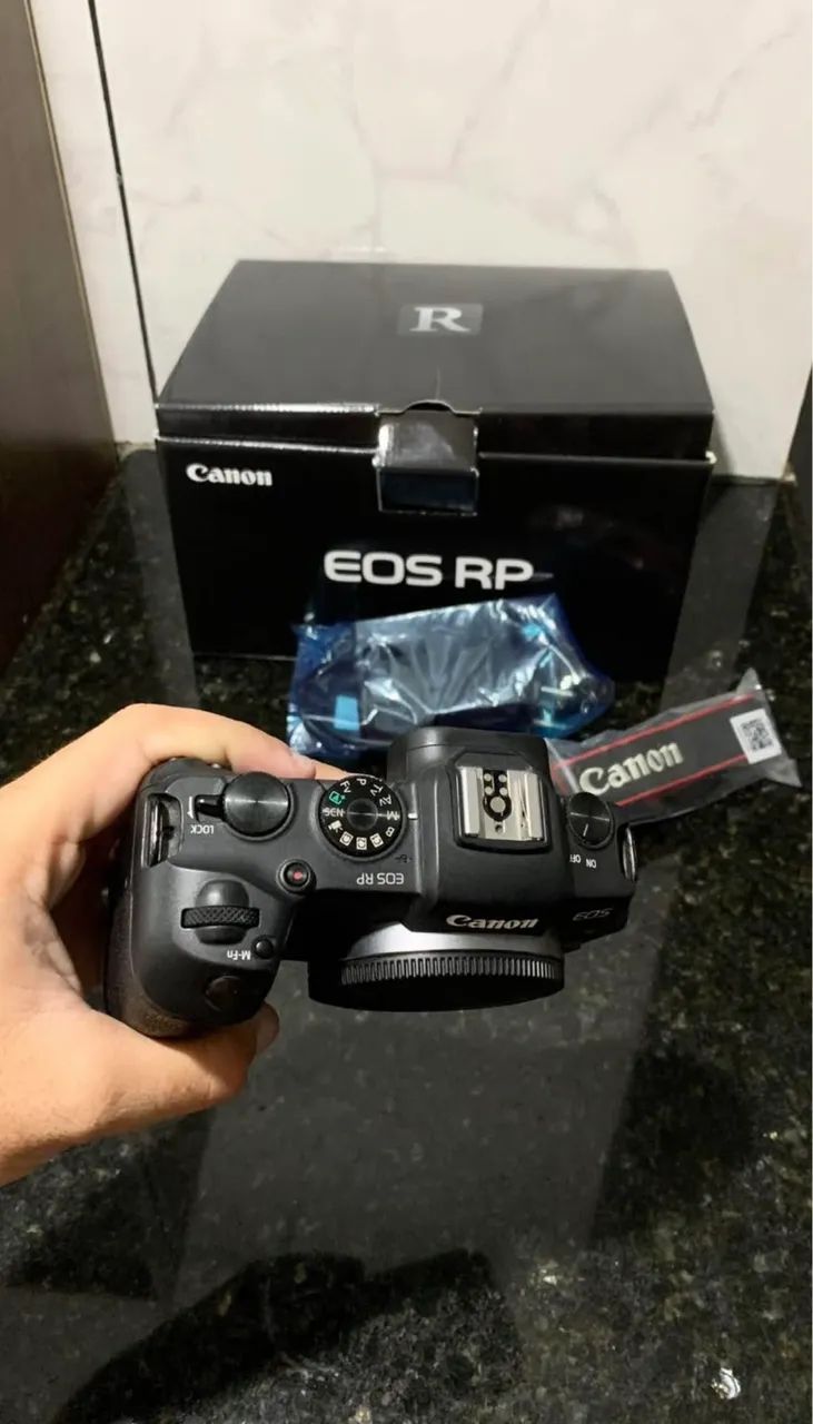Canon EOS RP full frame mirroless