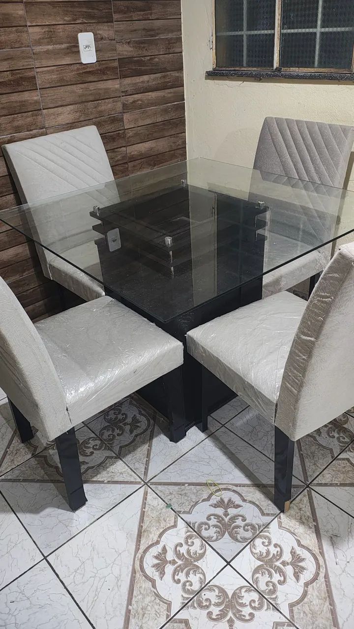 Conjunto sala jantar: mesa e aparador  - Foto 2