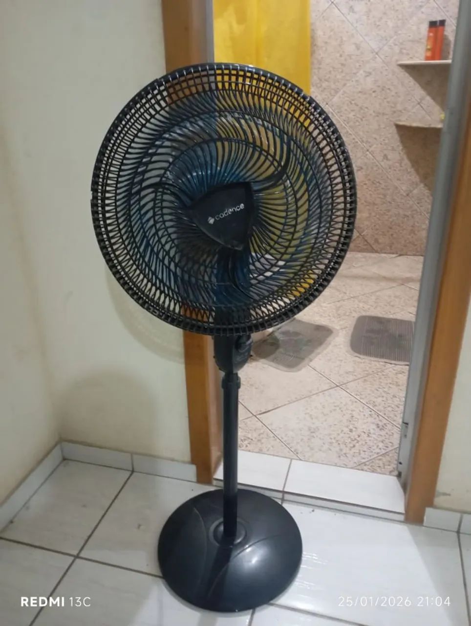 Ventilador de coluna Cadence 127v