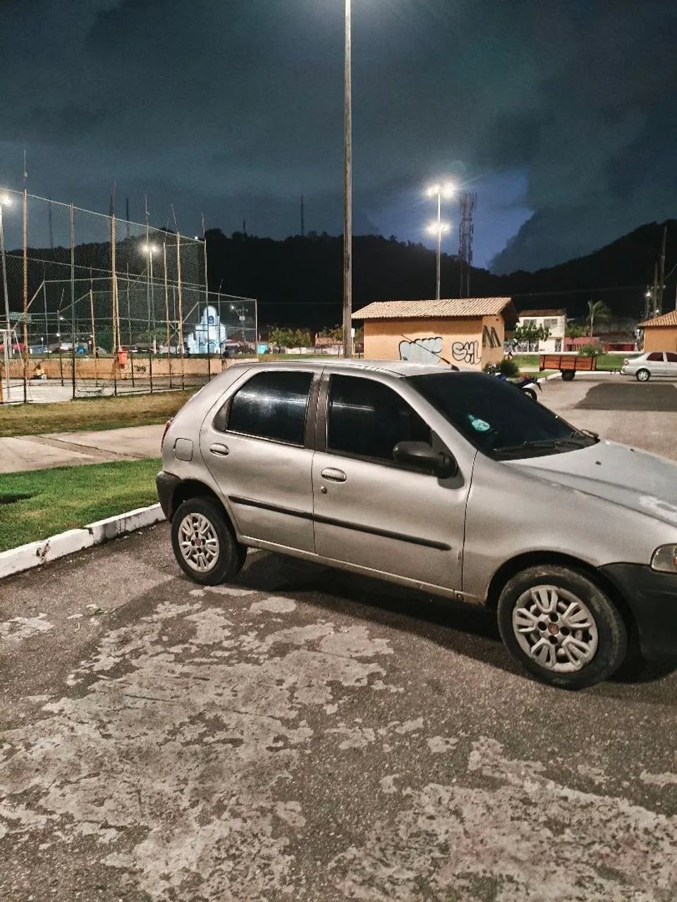 Fiat Palio 1.0/ Trofeo 1.0 Fire/ Fire Flex 4P 2004 - Foto 2