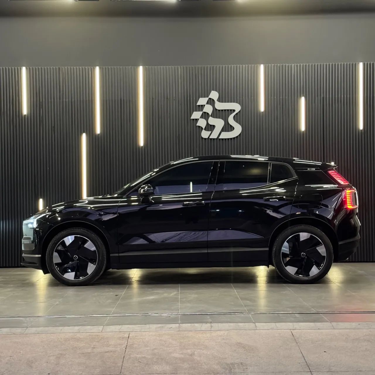 Volvo EX30 E60 Plus (elétrico) 2024 - Foto 3