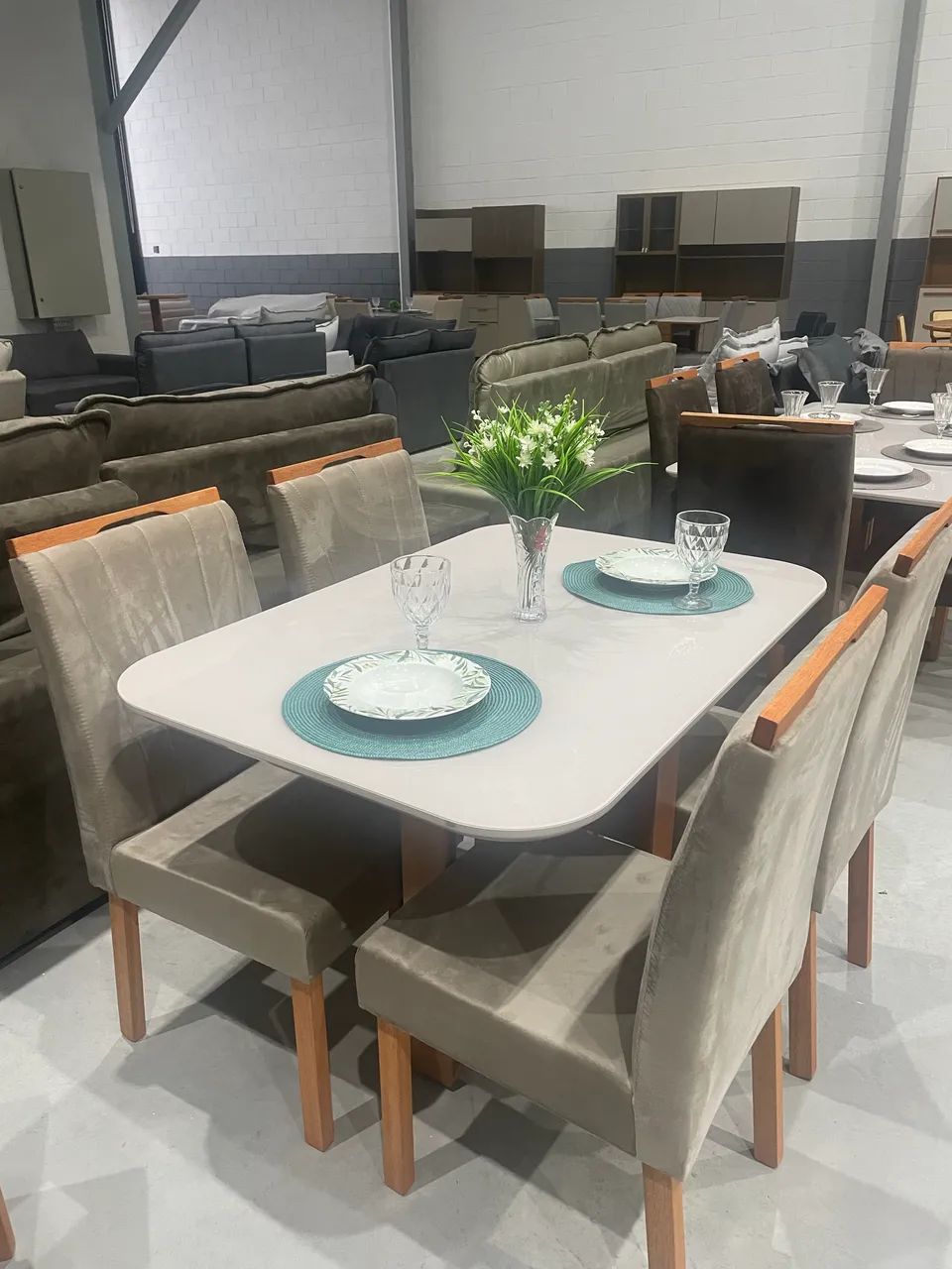 Mesa De Jantar Com 4 Cadeiras  - Foto 2