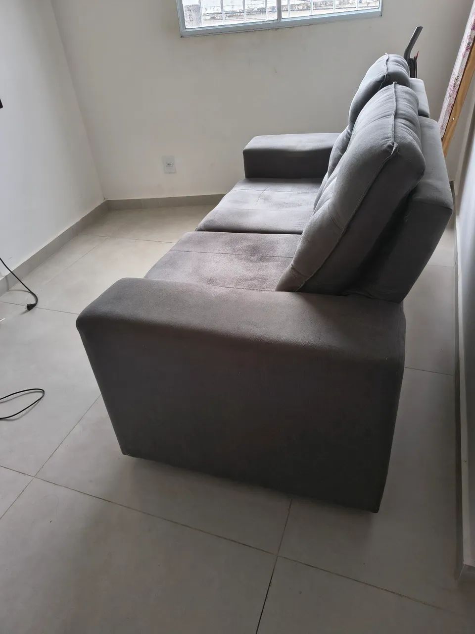 Sofá Retrátil e reclinável 2 lugares  - Foto 2