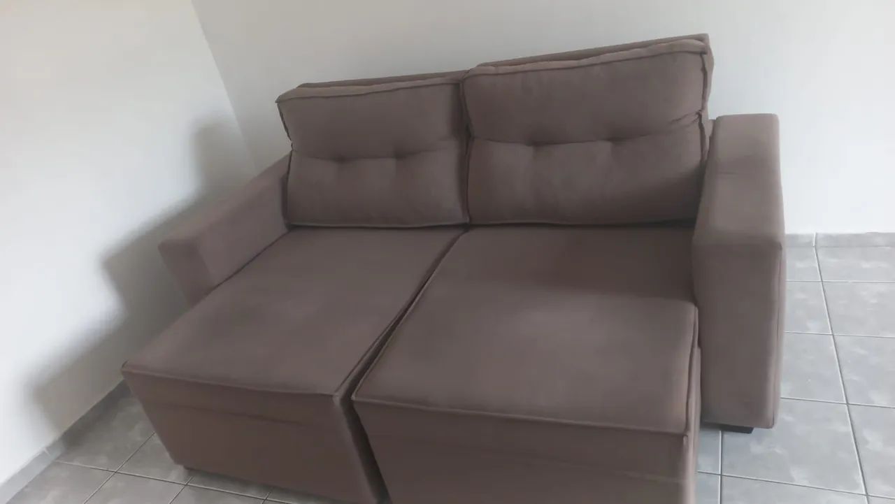 Sofá retratil e reclinável 