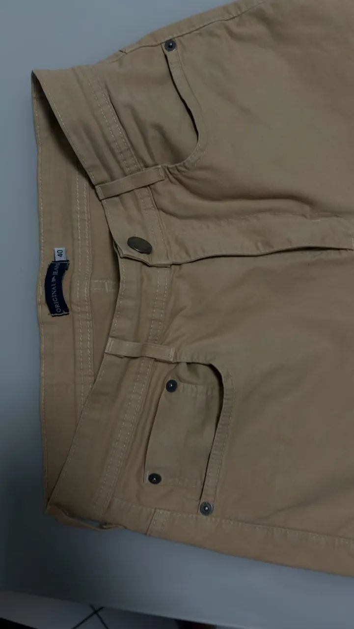 Calça bege 